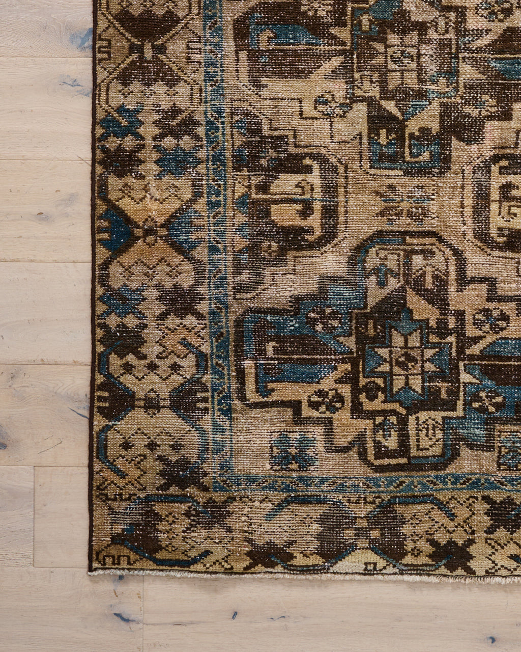 PEARCE (3 x 7) The Vintage Rug Shop