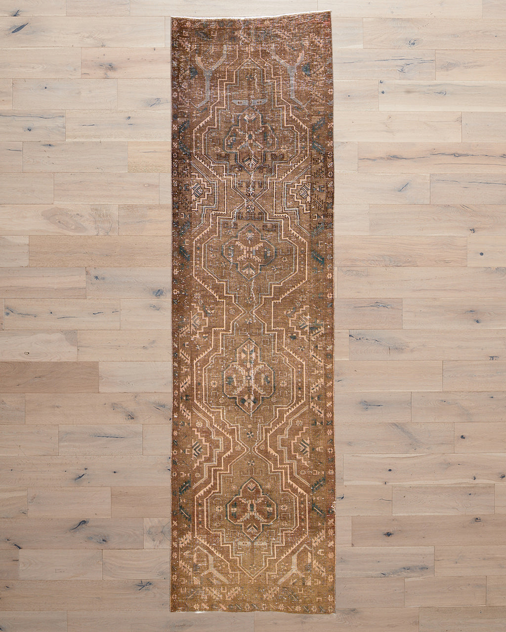 AMANRANTA (4 X 14) – The Vintage Rug Shop