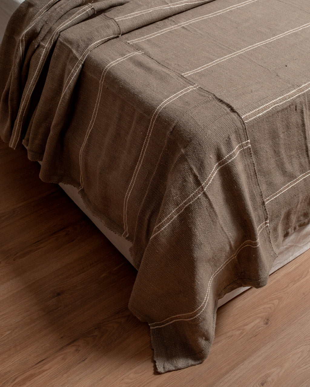 Eren Coverlet – The Vintage Rug Shop