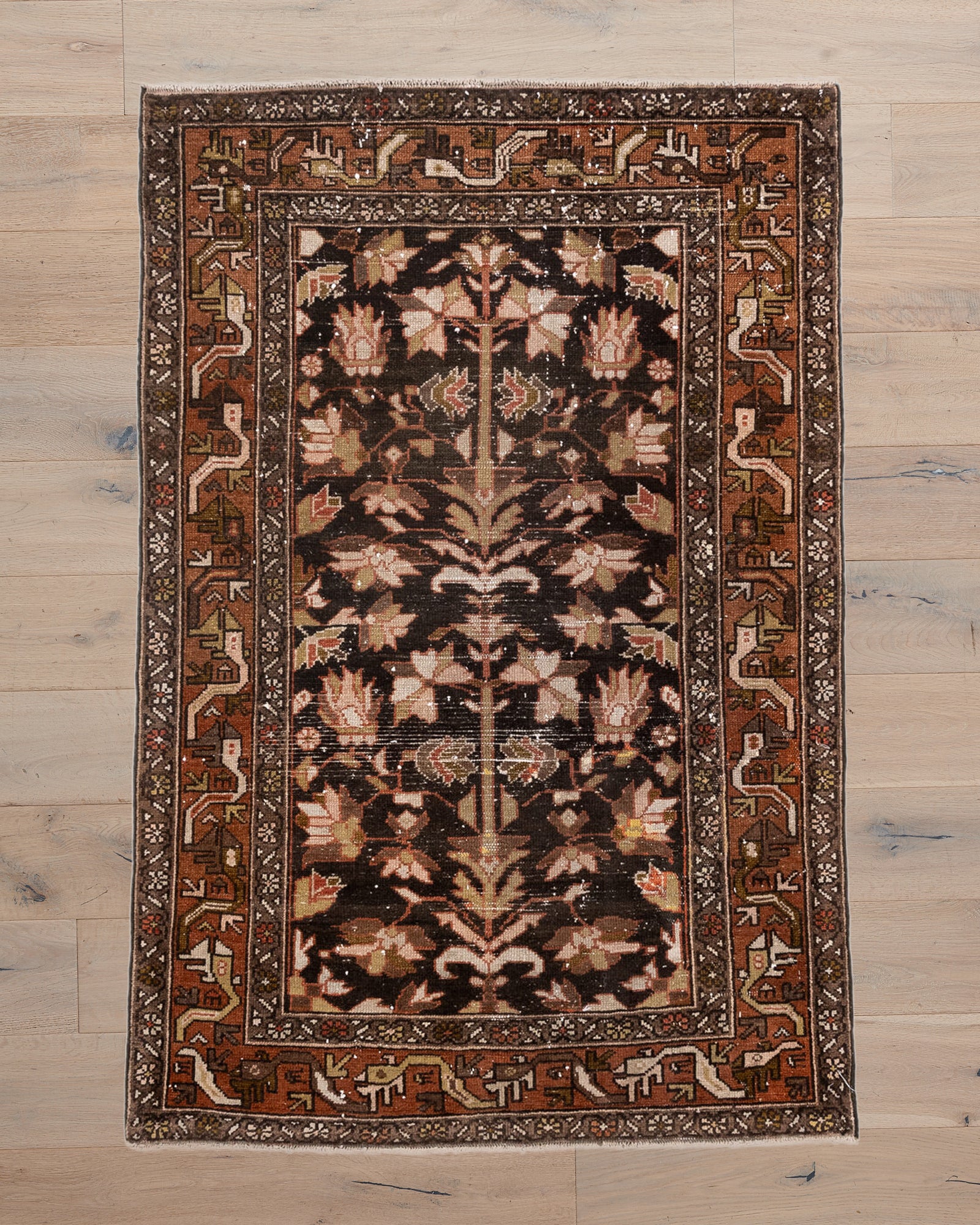 LYLE (3 X 5) – The Vintage Rug Shop
