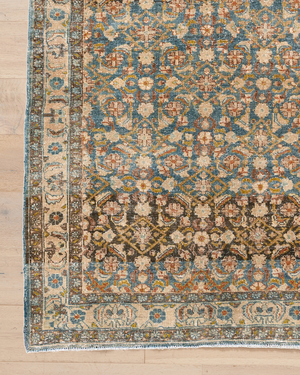 MOORE (4 x 5) – The Vintage Rug Shop