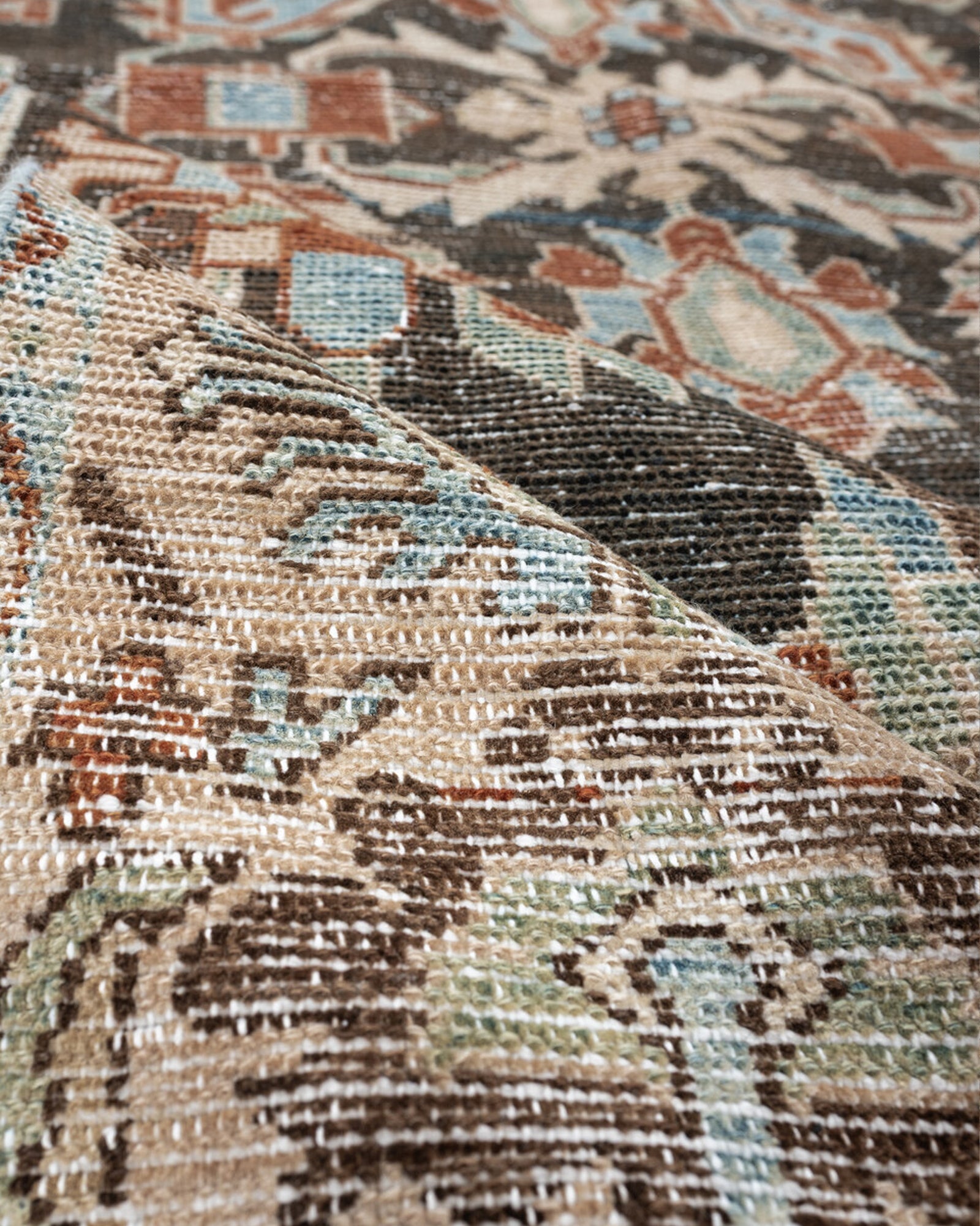SMITH (4 X 7) – The Vintage Rug Shop