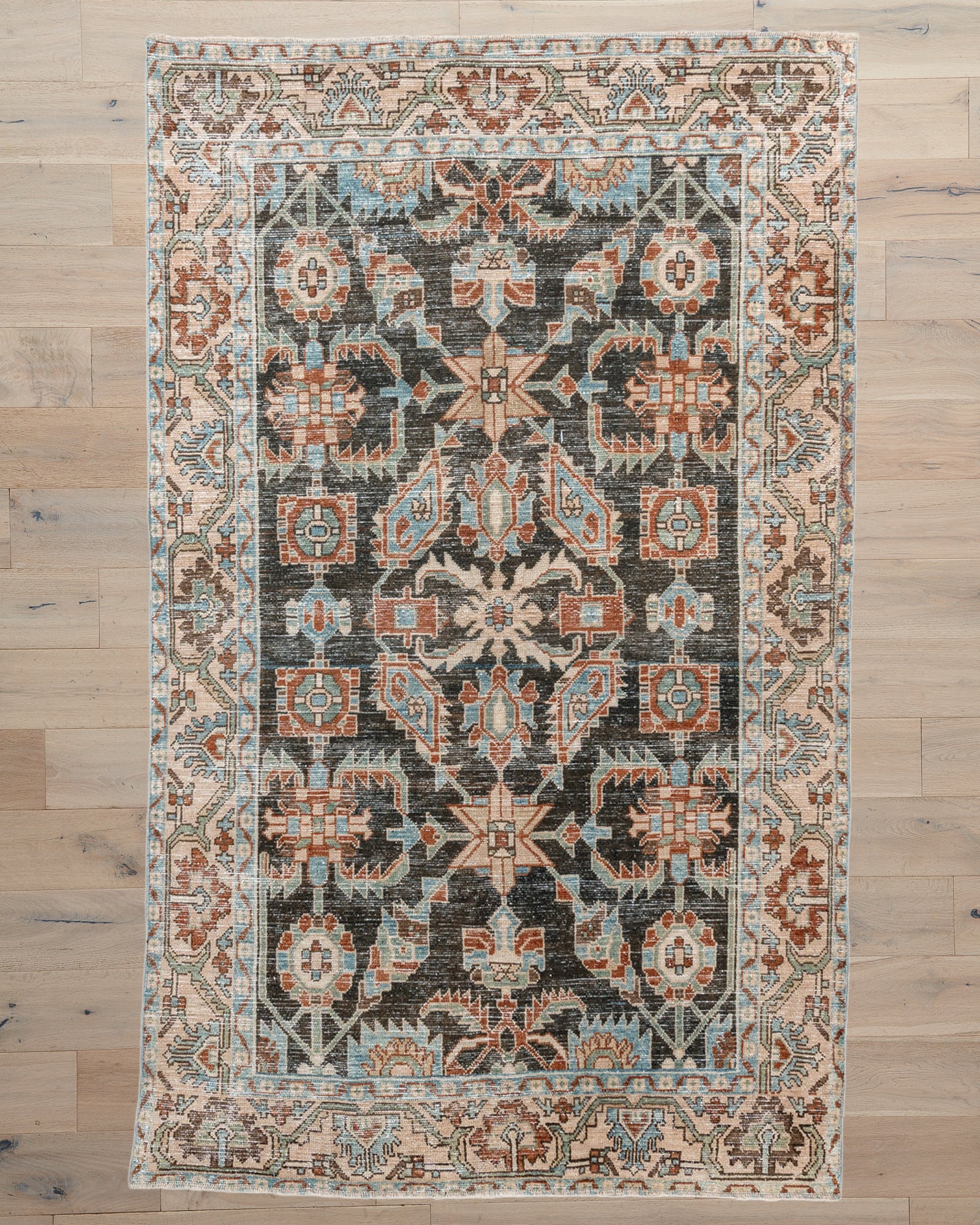 SMITH (4 X 7) – The Vintage Rug Shop