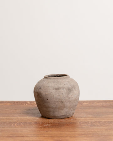 Vintage Clay Pot (M) CXXV