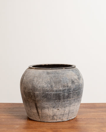 Vintage Clay Pot (XL) CIX