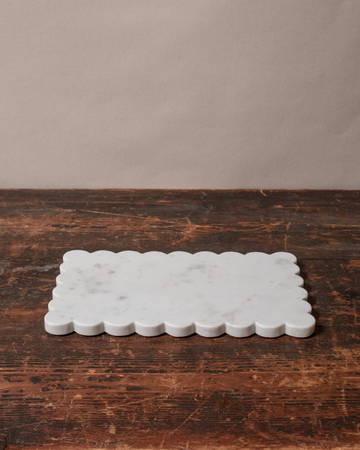 Verona Scalloped Marble Cheese Board