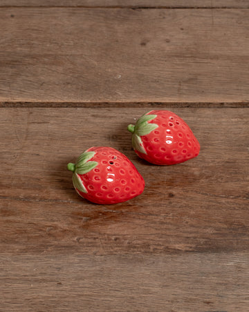 Country Strawberries Salt & Pepper Shakers