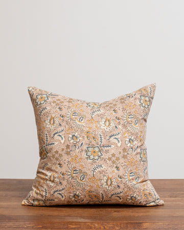 Calla Pillow
