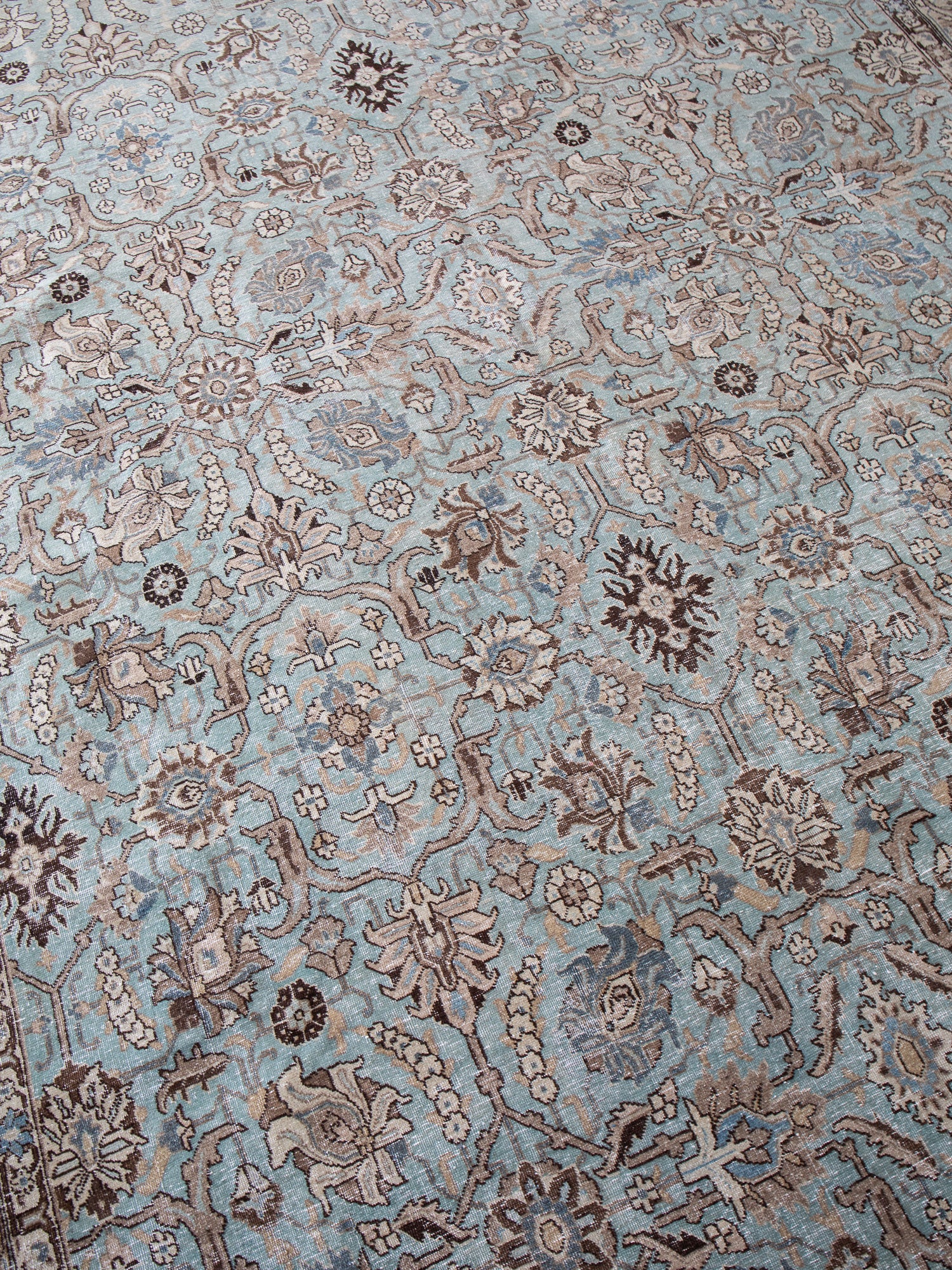 ZAMIRA (9 x 13) – The Vintage Rug Shop