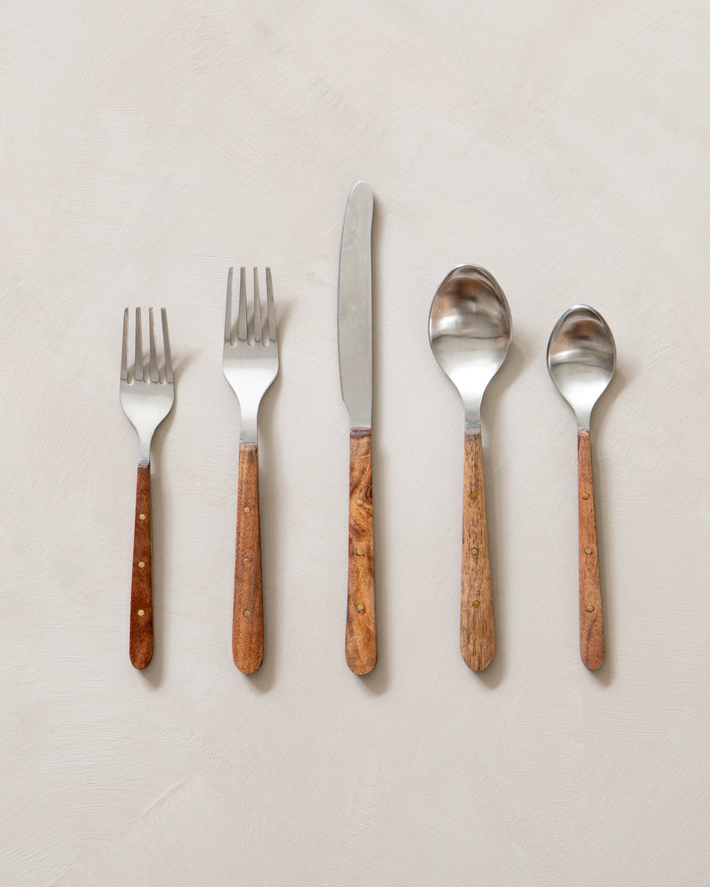 Ellis Flatware Set The Vintage Rug Shop